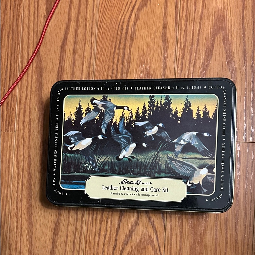 Eddie Bauer Leather Care Kit with Nature Scene